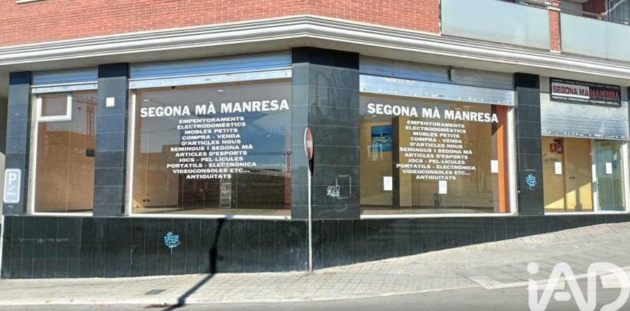 Propiedad comercial de 223 m² en alquiler en Manresa, Barcelona, Cataluña, Spain № 5115