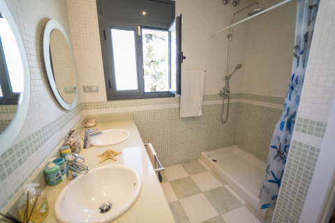 Купить дом в Кома-Руга, Испания с 5 комнат, 300м², № 1593 - фото 6