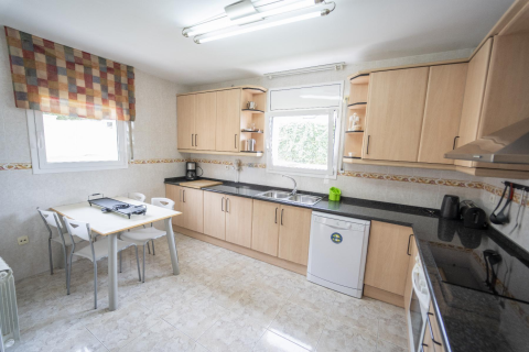 Купить дом в Кома-Руга, Испания с 6 комнат, № 1592 - фото 6