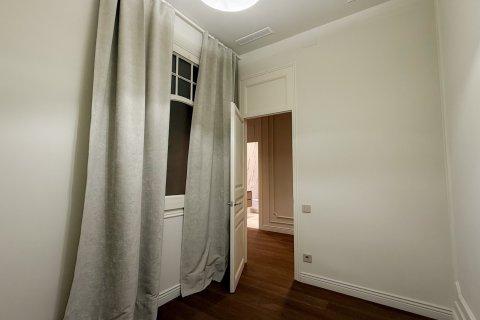 Купить квартиру в Барселона, Испания с 5 комнат, № 1594 - фото 28