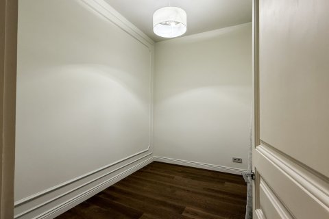 Купить квартиру в Барселона, Испания с 5 комнат, № 1594 - фото 30