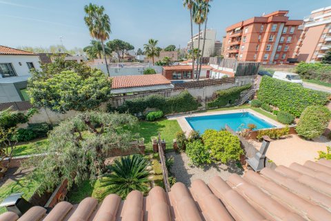 Купить дом в Вилассар-де-Мар, Испания с 5 комнат, 290м², № 1596 - фото 20