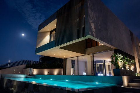 Сasa de 5 dormitorios en venta en Teia, Barcelona, Cataluña, Spain № 1598 - foto 3