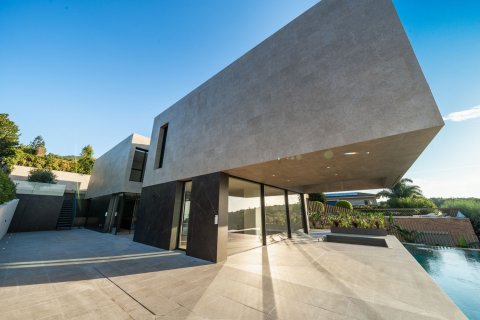 Сasa de 5 dormitorios en venta en Teia, Barcelona, Cataluña, Spain № 1598 - foto 23