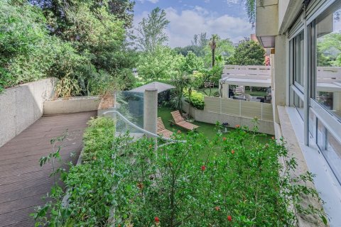 Apartamento de 5 dormitorios en venta en Barcelona, Cataluña, Spain № 1153 - foto 3