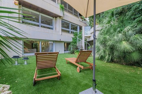 Apartamento de 5 dormitorios en venta en Barcelona, Cataluña, Spain № 1153 - foto 20