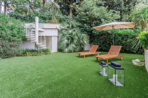 Apartamento de 5 dormitorios en venta en Barcelona, Cataluña, Spain № 1153 - foto 4