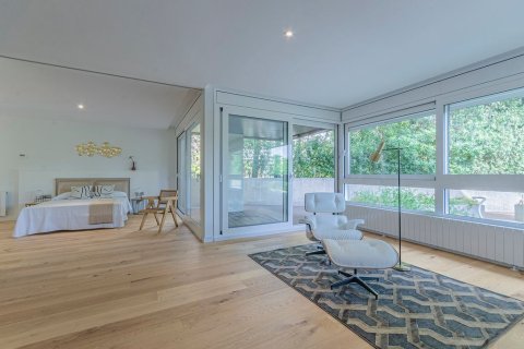 Apartamento de 5 dormitorios en venta en Barcelona, Cataluña, Spain № 1153 - foto 9