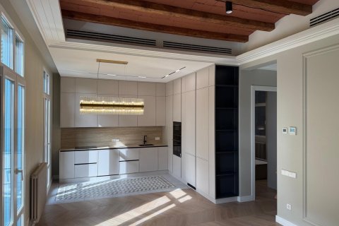 3 bedrooms apartment for sale in Eixample, Barcelona, Catalonia, Spain № 1157 - photo 3