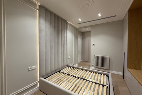 3 bedrooms apartment for sale in Eixample, Barcelona, Catalonia, Spain № 1157 - photo 12