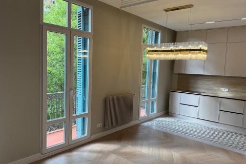 3 bedrooms apartment for sale in Eixample, Barcelona, Catalonia, Spain № 1157 - photo 9