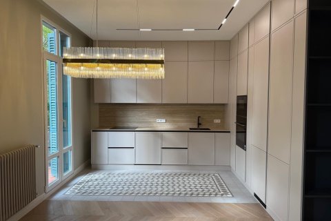 3 bedrooms apartment for sale in Eixample, Barcelona, Catalonia, Spain № 1157 - photo 2