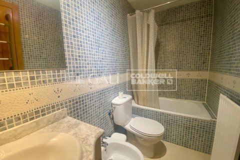 2 bedrooms apartment for rent in Principado De Andorra (Ninguna Poblacion Tiene C.P.), Lleida, Catalonia, Spain № 5267 - photo 25