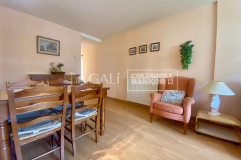 2 bedrooms apartment for rent in Principado De Andorra (Ninguna Poblacion Tiene C.P.), Lleida, Catalonia, Spain № 5267 - photo 13
