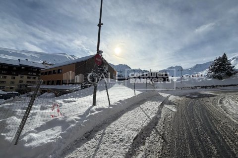452 m² commercial property à louer à Principado De Andorra (Ninguna Poblacion Tiene C.P.), Lleida, Catalonia, Spain № 5272 - photo 6