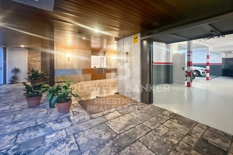 4 bedrooms apartment for rent in Barcelona, Catalonia, Spain № 5268 - photo 20