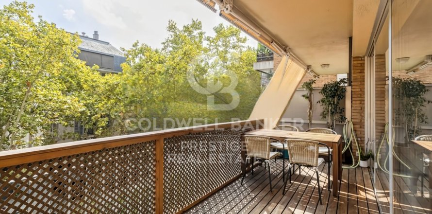 4 bedrooms apartment for rent in Barcelona, Catalonia, Spain № 5268