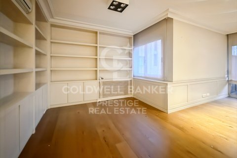 4 bedrooms apartment for rent in Barcelona, Catalonia, Spain № 5268 - photo 14