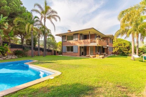 5 chambres house à vendre à Sant Andreu de Llavaneres, Barcelona, Catalonia, Spain № 3631