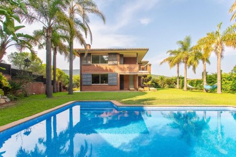5 chambres house à vendre à Sant Andreu de Llavaneres, Barcelona, Catalonia, Spain № 3631 - photo 2