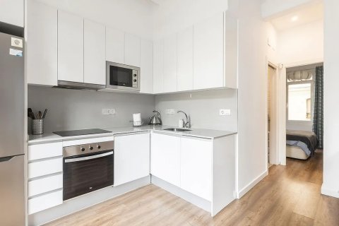 2 chambres apartment à vendre à Barcelona, Catalonia, Spain № 3629 - photo 11