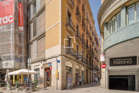 Apartamento de 1 dormitorio en venta en Barcelona, Cataluña, Spain № 6826 - foto 21