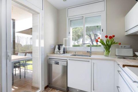 Villa de 3 dormitorios en venta en Sant Pol de Mar, Barcelona, Cataluña, Spain № 6829 - foto 18