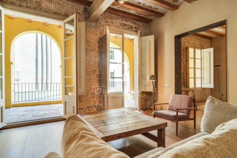 2 chambres apartment à vendre à Barcelona, Catalonia, Spain № 6827 - photo 2