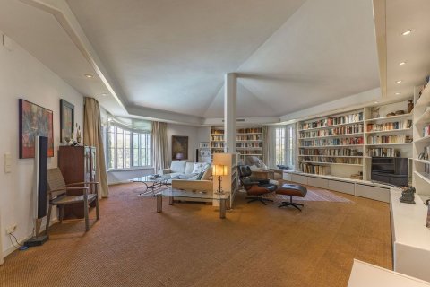 Сasa de 4 dormitorios en venta en Castelldefels, Barcelona, Cataluña, Spain № 7035 - foto 9