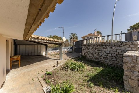 Сasa de 4 dormitorios en venta en Castelldefels, Barcelona, Cataluña, Spain № 7035 - foto 28