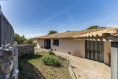 Сasa de 4 dormitorios en venta en Castelldefels, Barcelona, Cataluña, Spain № 7035 - foto 30