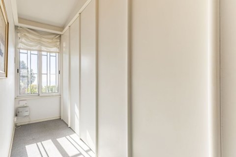Сasa de 4 dormitorios en venta en Castelldefels, Barcelona, Cataluña, Spain № 7035 - foto 25