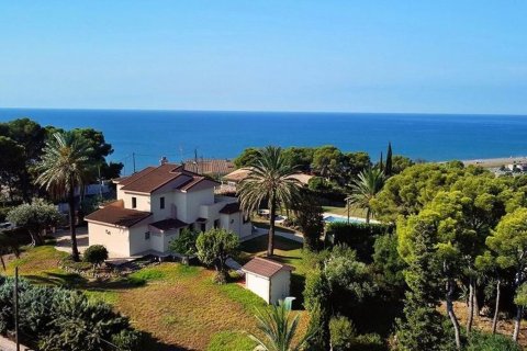 3 bedrooms house for sale in Castelldefels, Barcelona, Catalonia, Spain № 7036