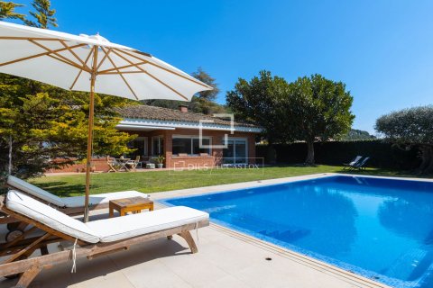 4 bedrooms villa for sale in Sant Vicenc De Montalt, Barcelona, Catalonia, Spain № 6517