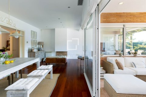 4 bedrooms villa for sale in Sant Vicenc De Montalt, Barcelona, Catalonia, Spain № 6517 - photo 8