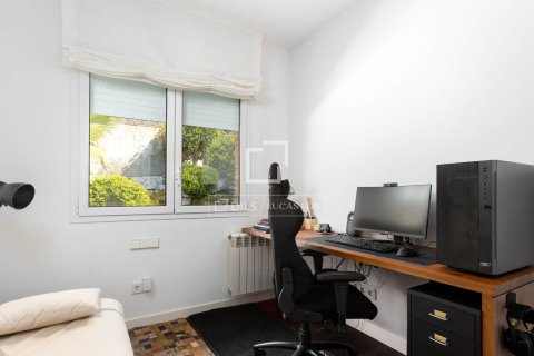 4 bedrooms villa for sale in Sant Vicenc De Montalt, Barcelona, Catalonia, Spain № 6517 - photo 23