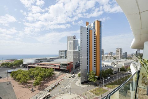 Купить квартиру в Барселона, Испания с 3 спальни, 185м², № 6516 - фото 12