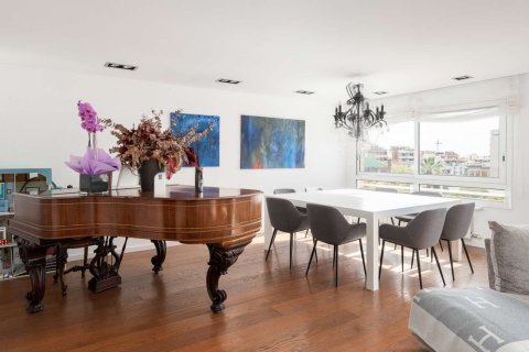 5 bedrooms apartment for sale in Barcelona, Catalonia, Spain № 4611 - photo 6