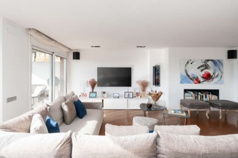 5 bedrooms apartment for sale in Barcelona, Catalonia, Spain № 4611 - photo 8