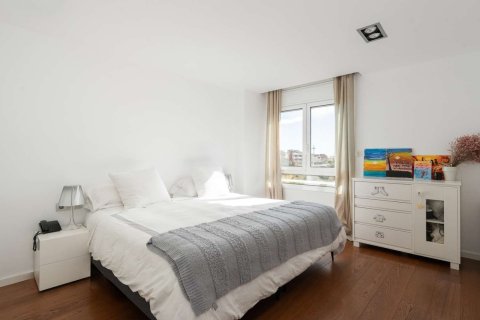5 bedrooms apartment for sale in Barcelona, Catalonia, Spain № 4611 - photo 22