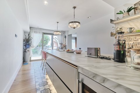 7 bedrooms house for sale in Barcelona, Catalonia, Spain № 4609 - photo 15