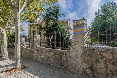 Купить квартиру в Барселона, Испания с 4 спальни, 202м², № 1244 - фото 19