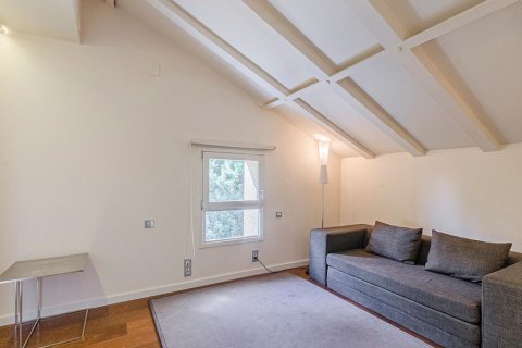 Купить квартиру в Барселона, Испания с 4 спальни, 202м², № 1244 - фото 27