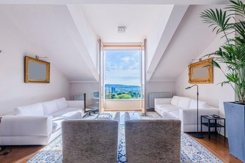 Купить квартиру в Барселона, Испания с 4 спальни, 202м², № 1244 - фото 3