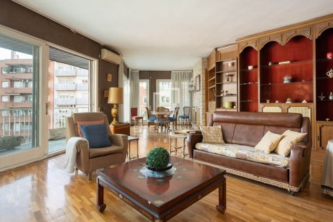 5 chambres apartment à vendre à Barcelona, Catalonia, Spain № 4070 - photo 5