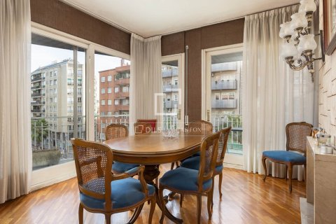 5 chambres apartment à vendre à Barcelona, Catalonia, Spain № 4070 - photo 13