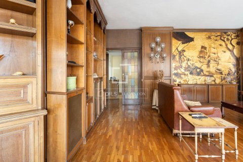 5 chambres apartment à vendre à Barcelona, Catalonia, Spain № 4070 - photo 15