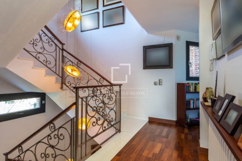 Купить виллу в Вальдорейкс, Испания с 7 спален, 734м², № 4071 - фото 4