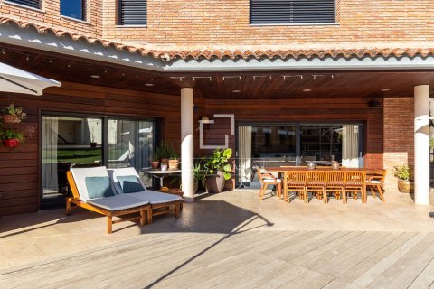 Купить виллу в Вальдорейкс, Испания с 7 спален, 734м², № 4071 - фото 22