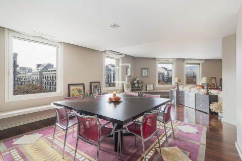 Apartamento de 3 dormitorios en venta en Barcelona, Cataluña, Spain № 4068 - foto 8